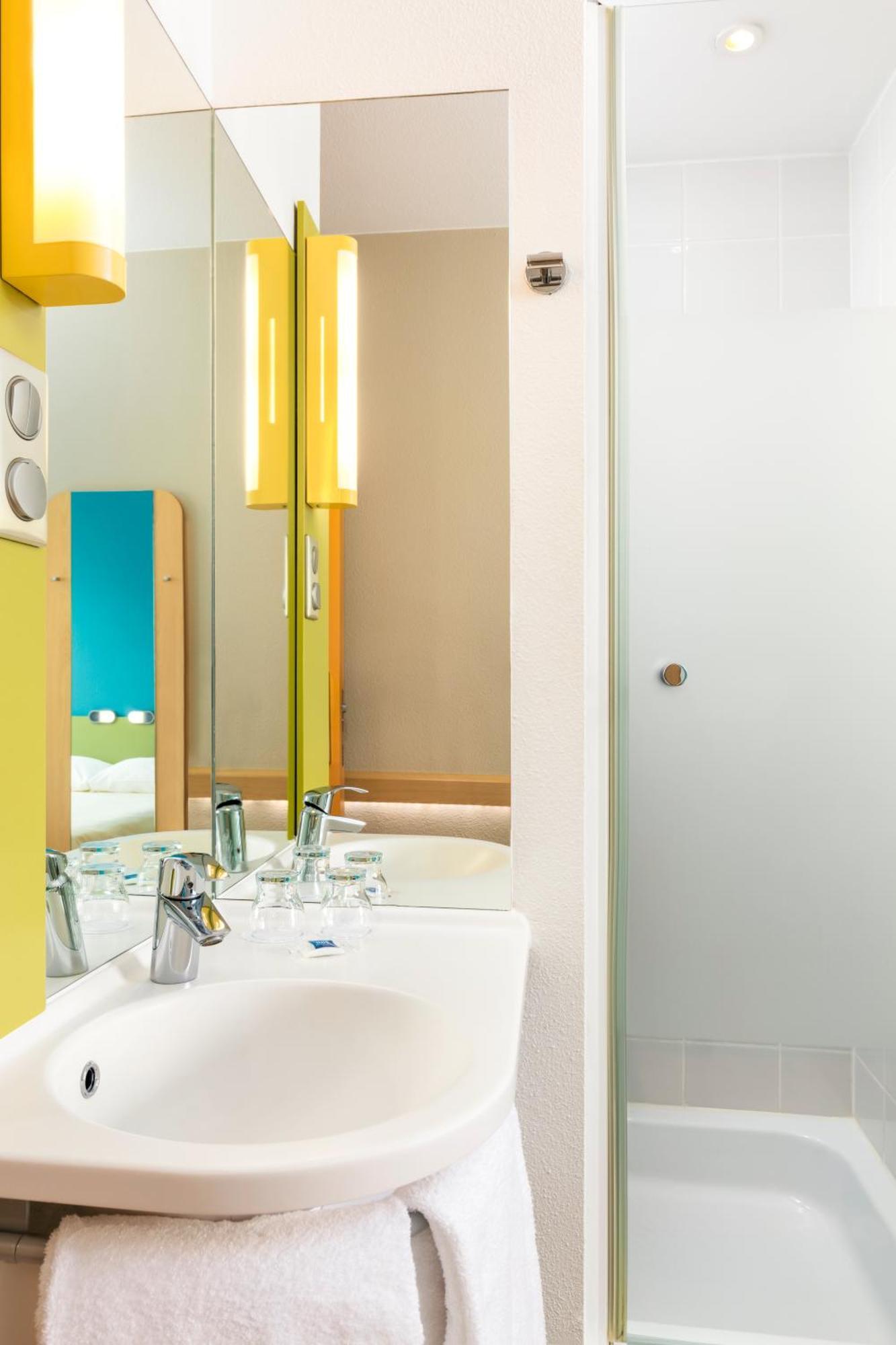 Ibis Budget Berlin Alexanderplatz Bagian luar foto